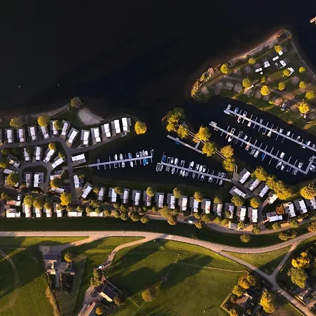 Aldeamento Turístico Marinapark Bad Nederrijn *