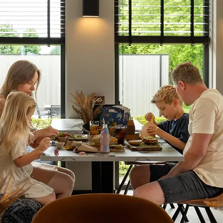 Marinapark Bad Nederrijn Aldeamento Turístico Maurik